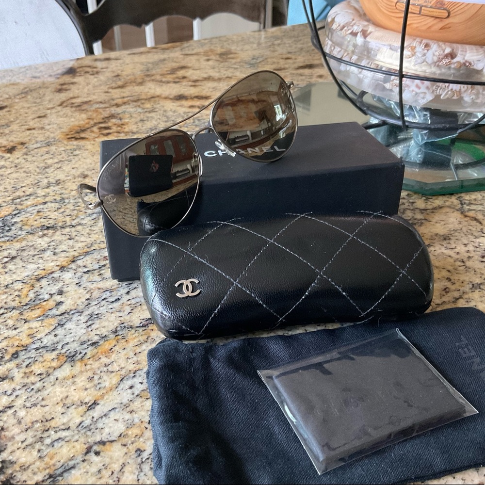 Authentic CHANEL aviator sunglasses